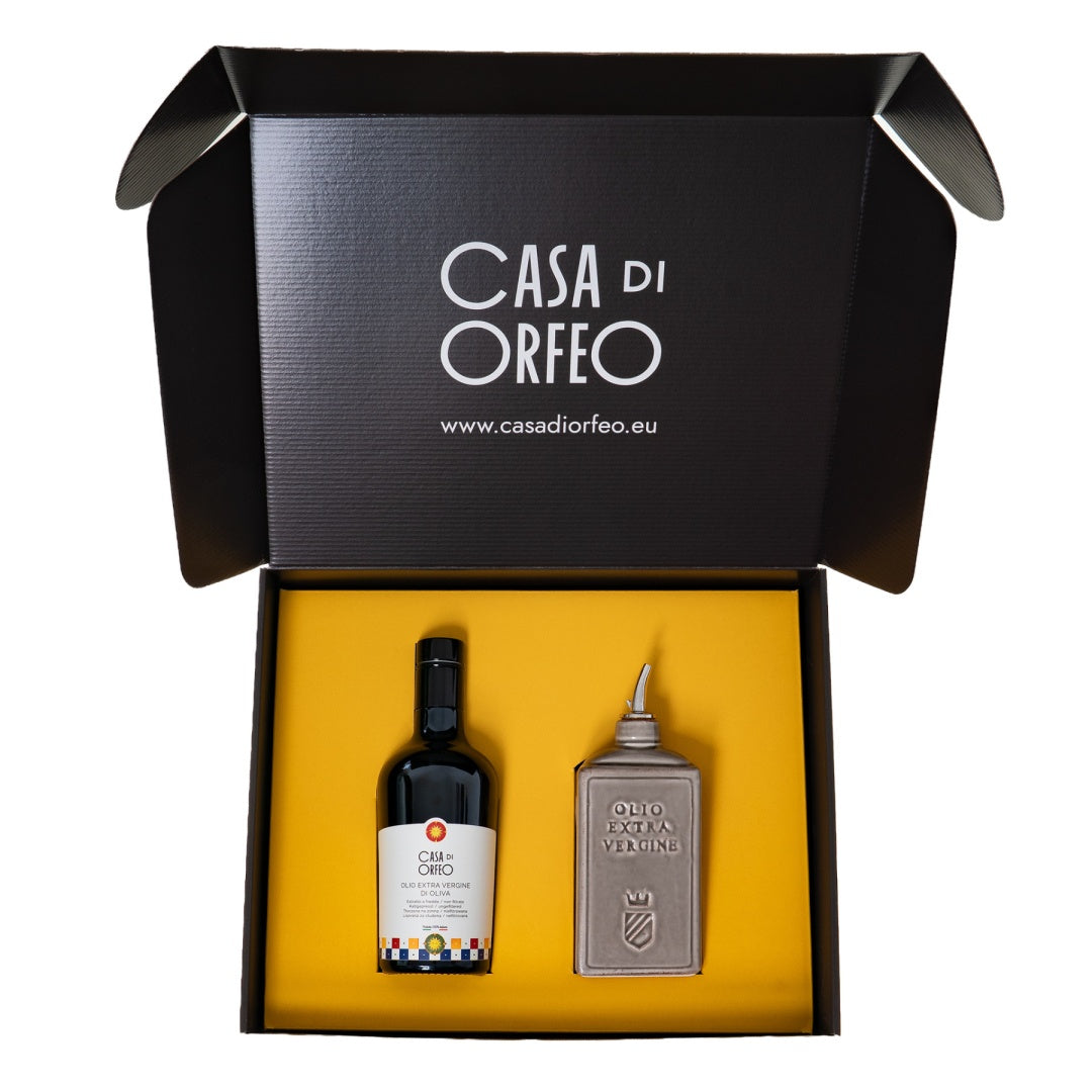 Italienisches Geschenk – natives Olivenöl extra (EVO) + Oliera Lattina Argilla 300 ml
